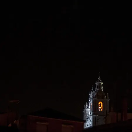 Alfama - St Estevao Viewpoint | Cheese & Wine Apartamento