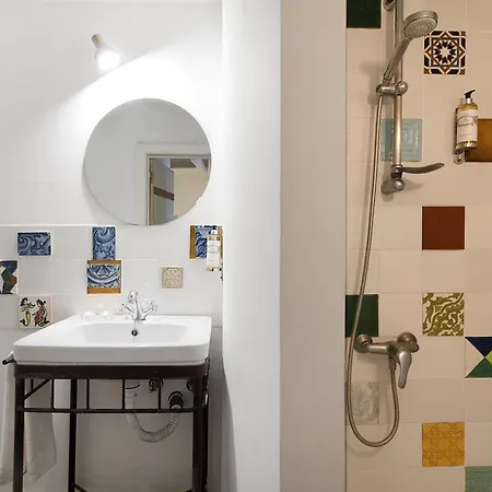Apartamento Alfama - St Estevao Viewpoint | Cheese & Wine