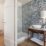 Alfama - St Estevao Viewpoint | Cheese & Wine Apartamento Lisboa