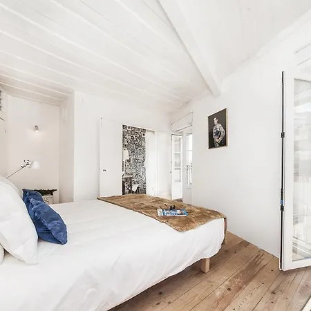 Apartment Alfama - St Estevao Viewpoint | Cheese & Wine
